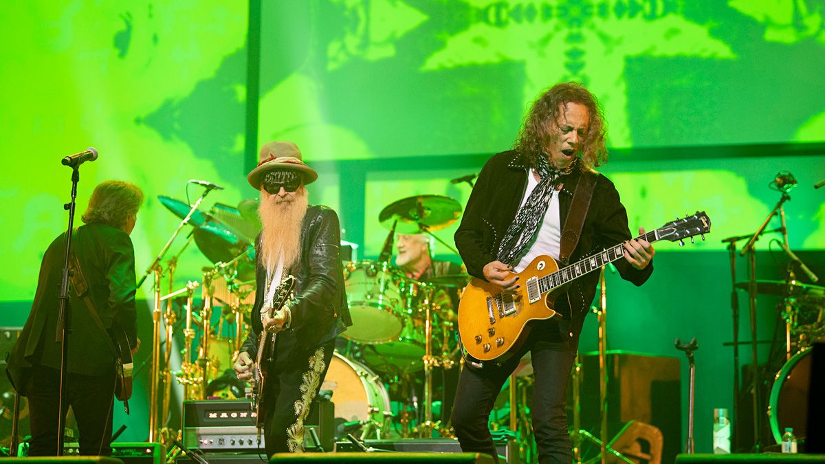 Billy Gibbons y Kirk Hammet tocando en el concierto homenaje a Peter Green y Fleetwood Mac